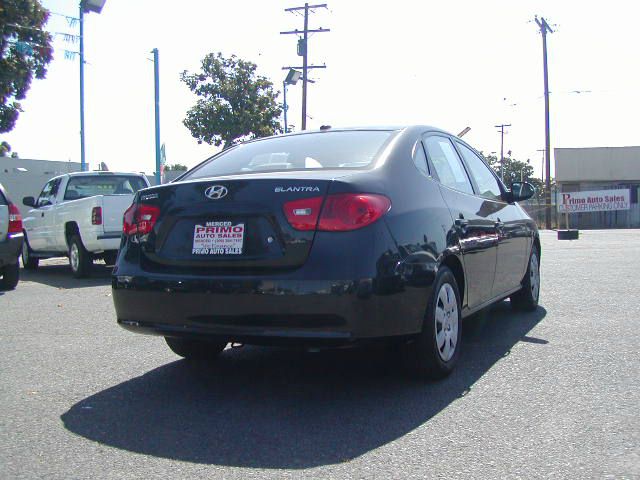 Hyundai Elantra 2004 photo 8