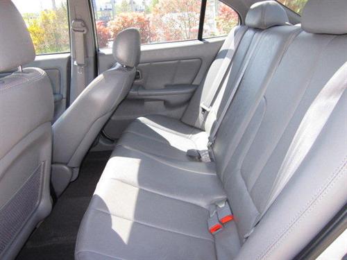 Hyundai Elantra 2004 photo 2