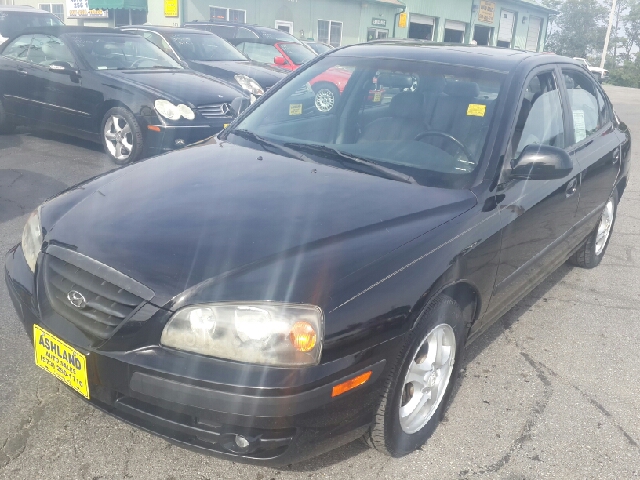 Hyundai Elantra 2004 photo 3