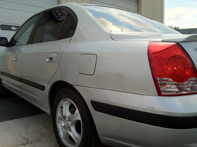 Hyundai Elantra 2004 photo 21