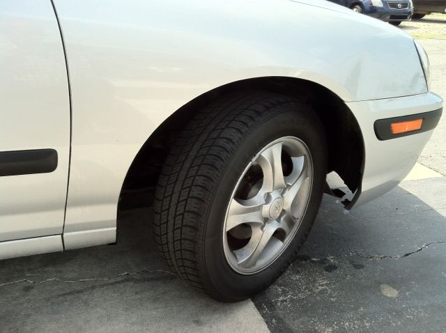 Hyundai Elantra 2004 photo 24