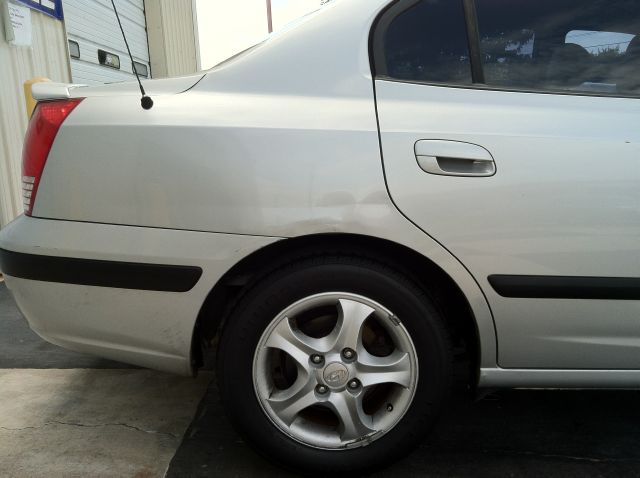 Hyundai Elantra 2004 photo 25