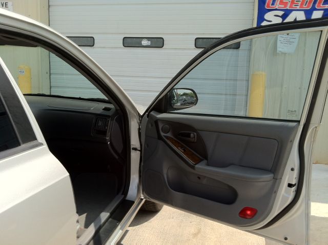 Hyundai Elantra 2004 photo 29