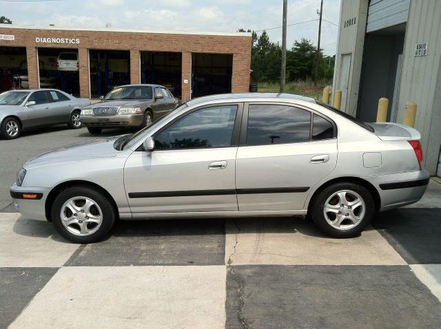 Hyundai Elantra 2004 photo 40