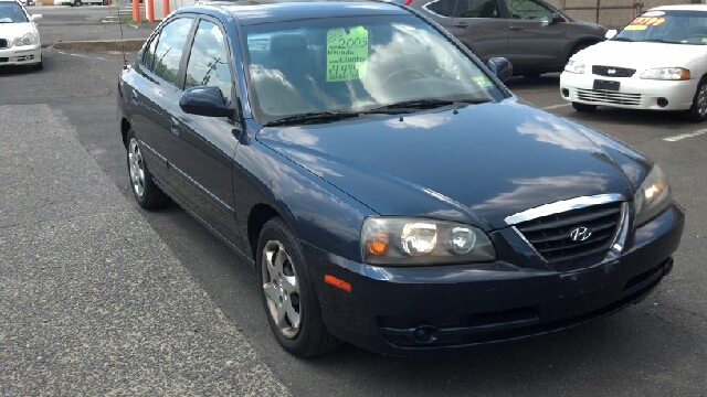 Hyundai Elantra ST Sport SLT TRX4 Off Road Laramie Sedan