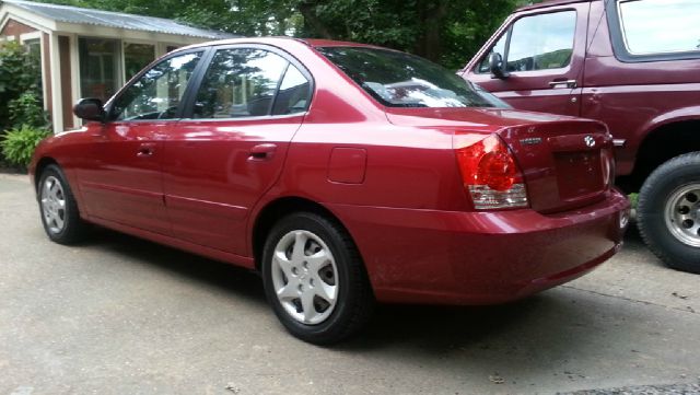 Hyundai Elantra 2005 photo 4