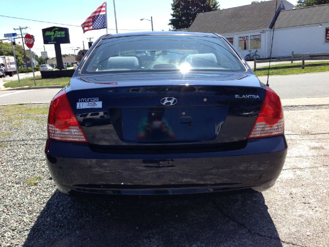 Hyundai Elantra 2005 photo 4