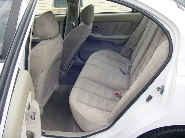 Hyundai Elantra 2005 photo 1