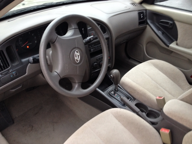 Hyundai Elantra 2005 photo 1