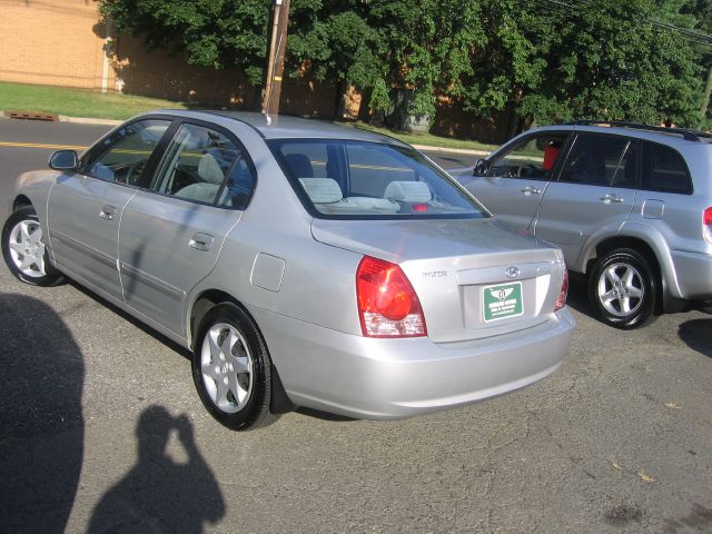 Hyundai Elantra 2005 photo 1
