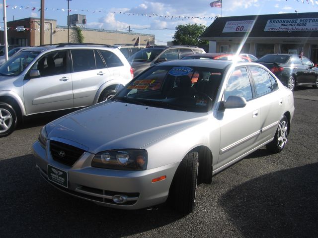 Hyundai Elantra 2005 photo 2