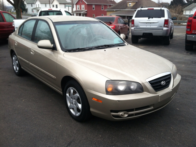 Hyundai Elantra ST Sport SLT TRX4 Off Road Laramie Sedan