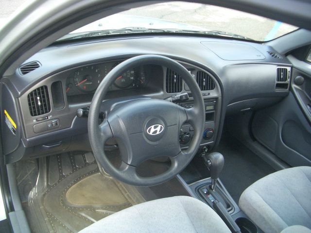 Hyundai Elantra ST Sport SLT TRX4 Off Road Laramie Sedan