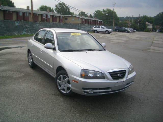 Hyundai Elantra 2005 photo 4
