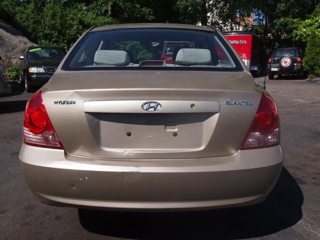 Hyundai Elantra 2005 photo 1