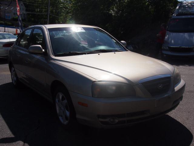 Hyundai Elantra 2005 photo 3