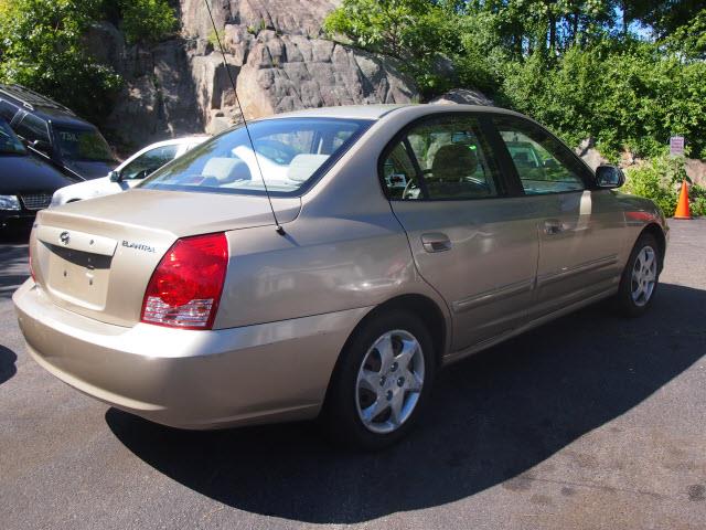 Hyundai Elantra 2005 photo 4