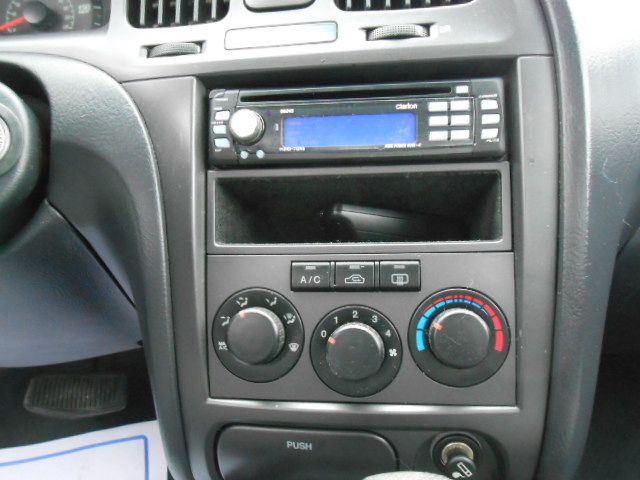 Hyundai Elantra 2005 photo 3