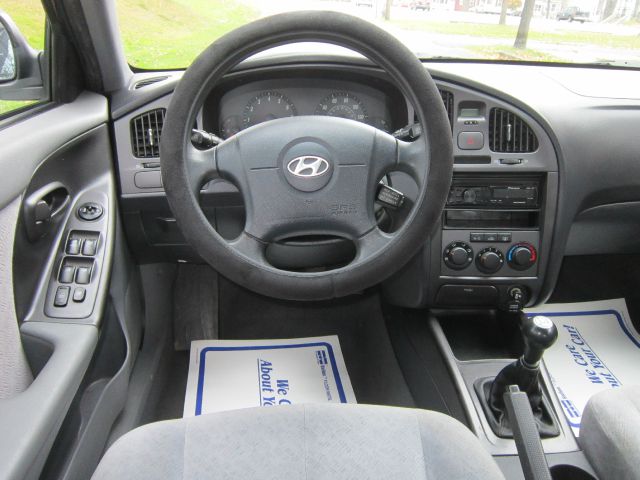 Hyundai Elantra 2005 photo 4