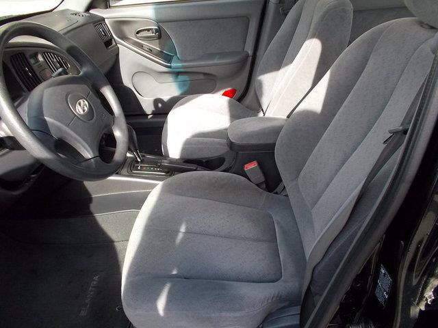 Hyundai Elantra 2005 photo 6