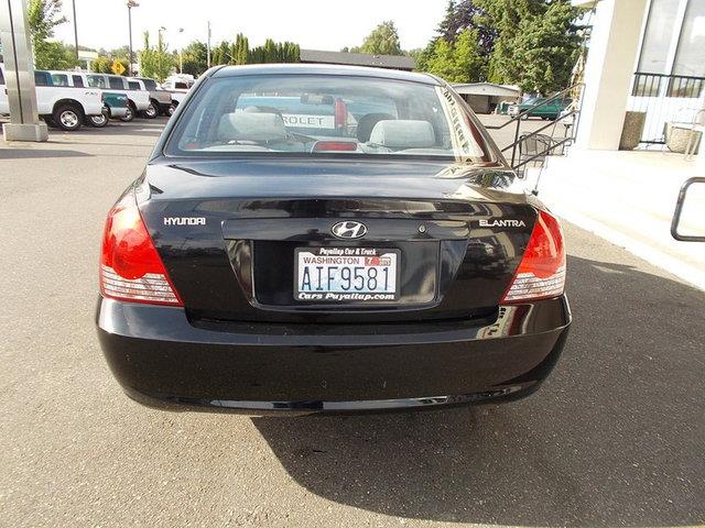 Hyundai Elantra 2005 photo 9