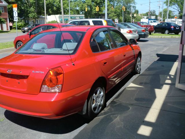 Hyundai Elantra 2005 photo 1