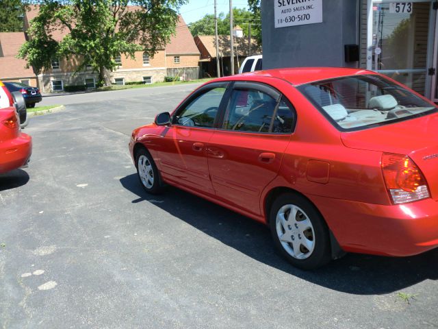 Hyundai Elantra 2005 photo 2