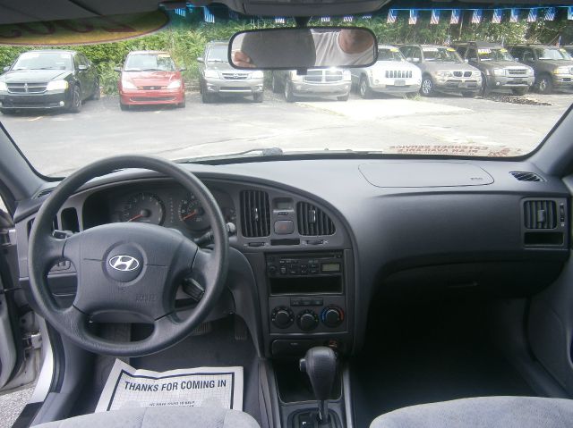 Hyundai Elantra ST Sport SLT TRX4 Off Road Laramie Sedan