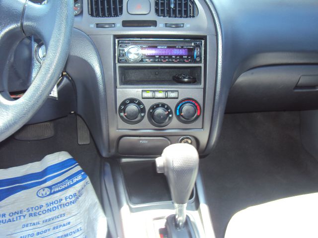 Hyundai Elantra 2005 photo 6
