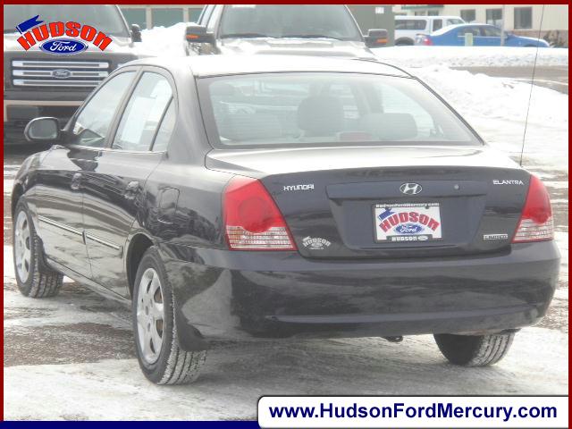 Hyundai Elantra 2006 photo 2