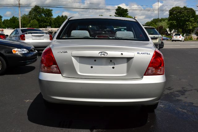 Hyundai Elantra 2006 photo 1