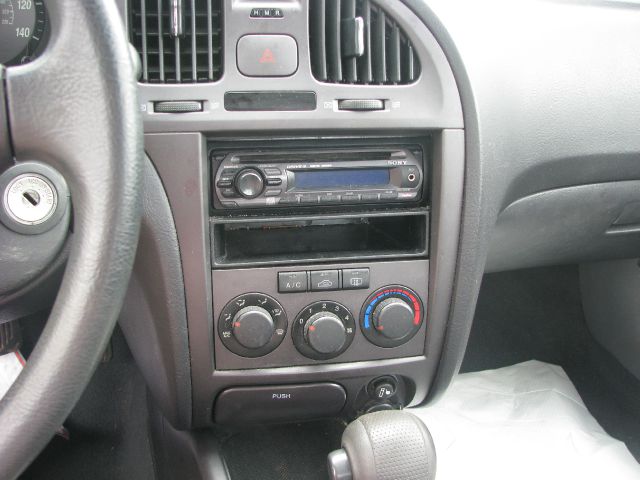 Hyundai Elantra 2006 photo 4