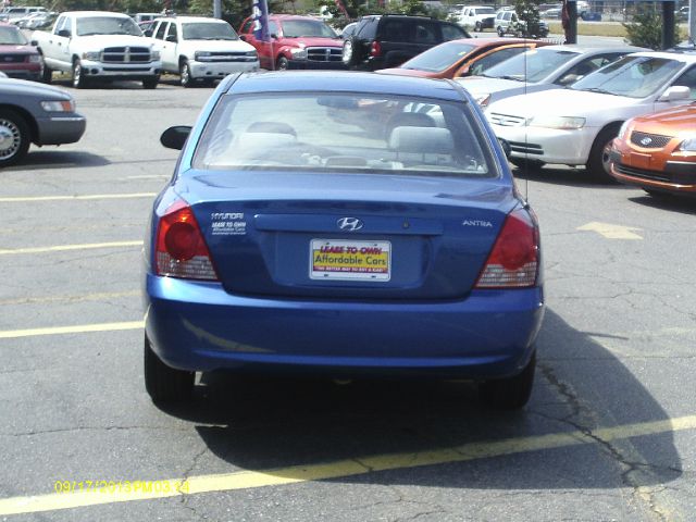 Hyundai Elantra 2006 photo 2