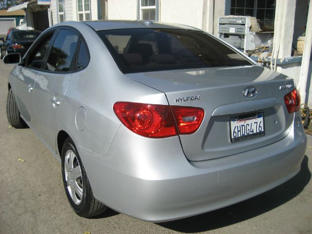 Hyundai Elantra 2008 photo 4