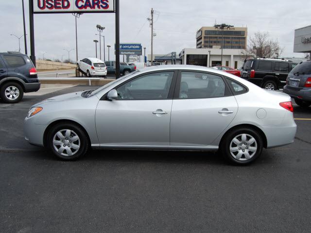 Hyundai Elantra FWD 4dr Sport Sedan