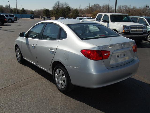Hyundai Elantra 2008 photo 1