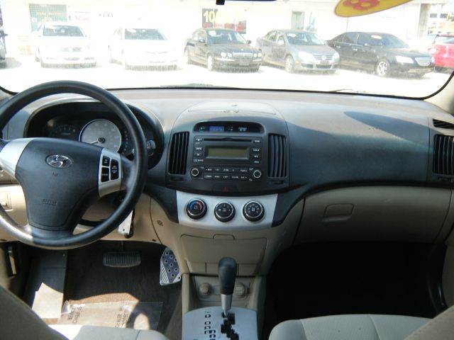 Hyundai Elantra 2008 photo 2