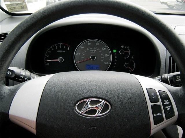 Hyundai Elantra 2008 photo 8