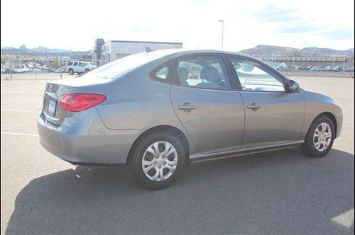 Hyundai Elantra 2009 photo 3