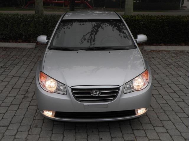 Hyundai Elantra 2009 photo 2