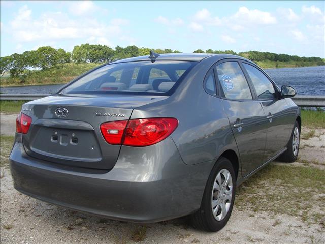 Hyundai Elantra 2009 photo 4