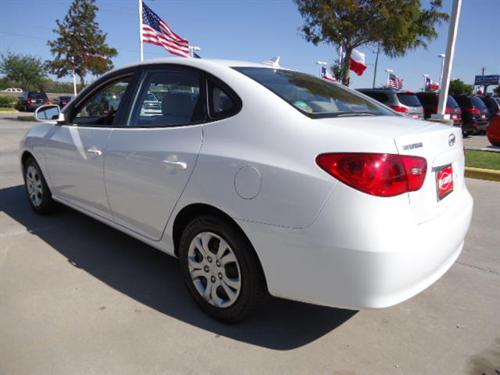 Hyundai Elantra 2009 photo 1