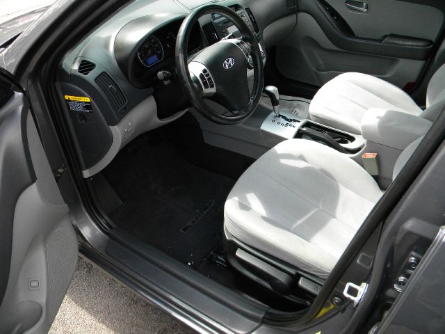 Hyundai Elantra 2009 photo 3