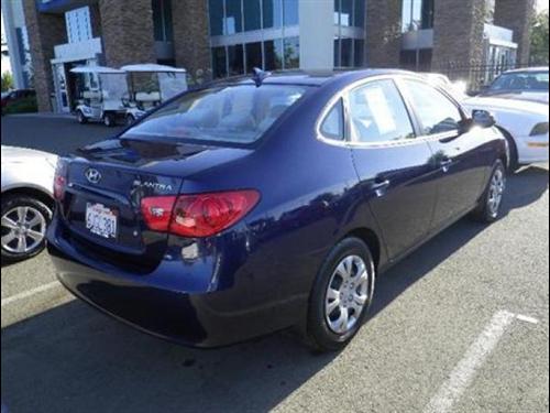 Hyundai Elantra 2009 photo 3
