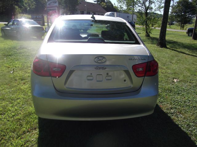 Hyundai Elantra 2009 photo 2