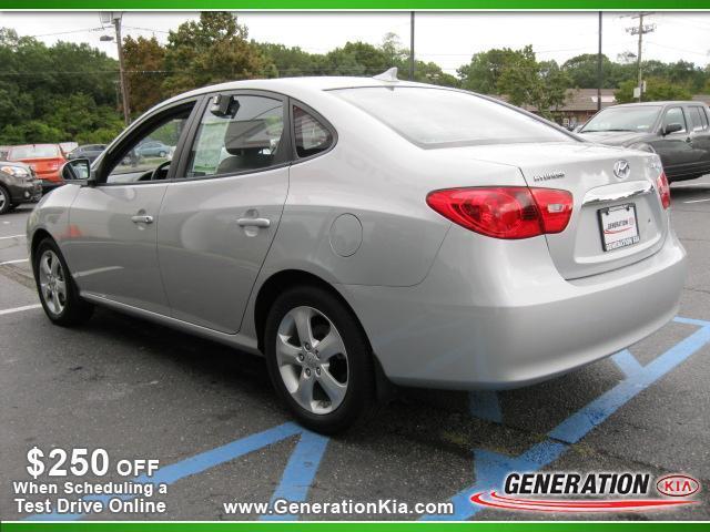 Hyundai Elantra 2010 photo 2