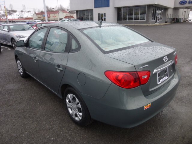Hyundai Elantra 2010 photo 4