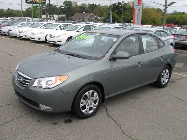 Hyundai Elantra Sport V6 4DR Other