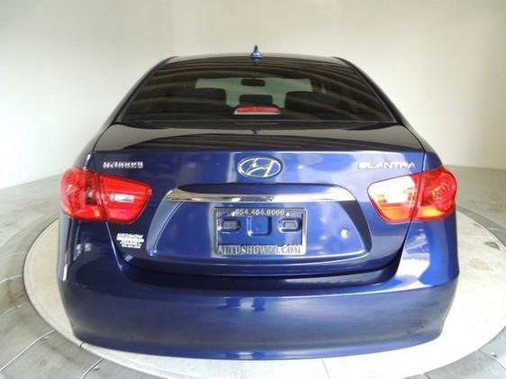 Hyundai Elantra 2010 photo 1