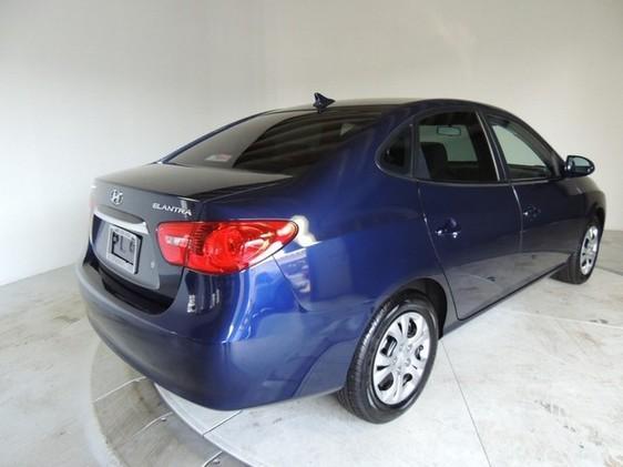 Hyundai Elantra 2010 photo 2